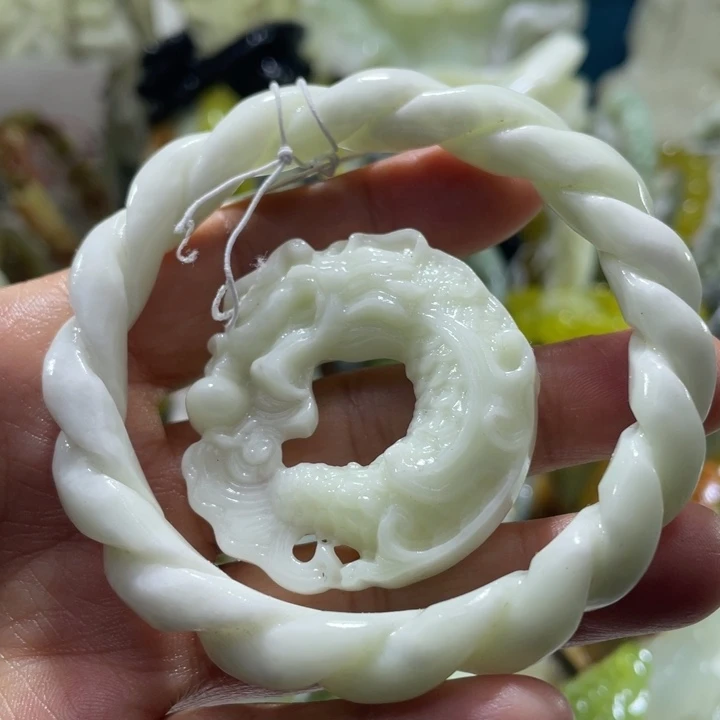 岫玉未镶嵌手镯58.59