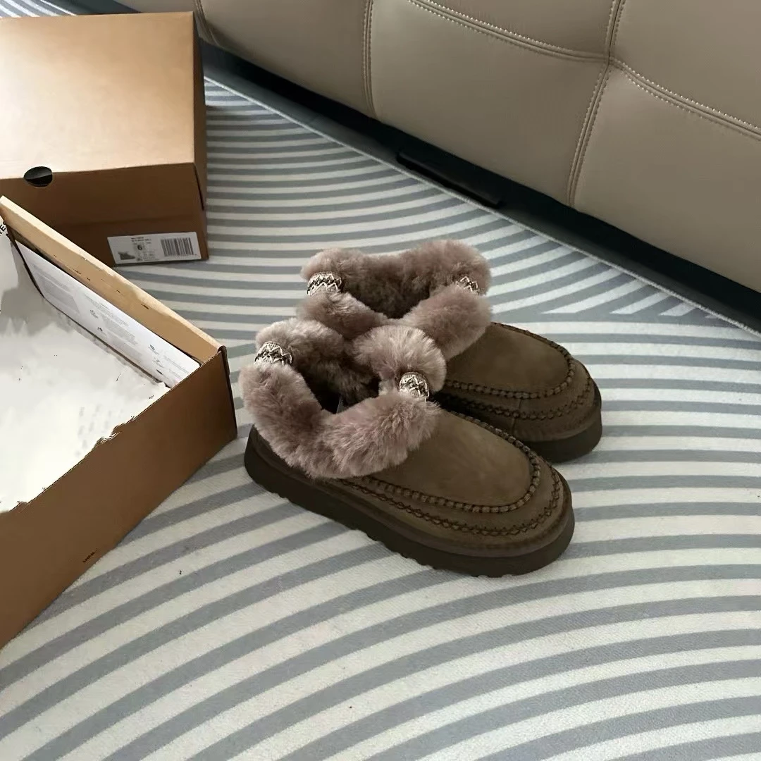 2024民族风阿尔派V口羊皮毛一体雪地靴