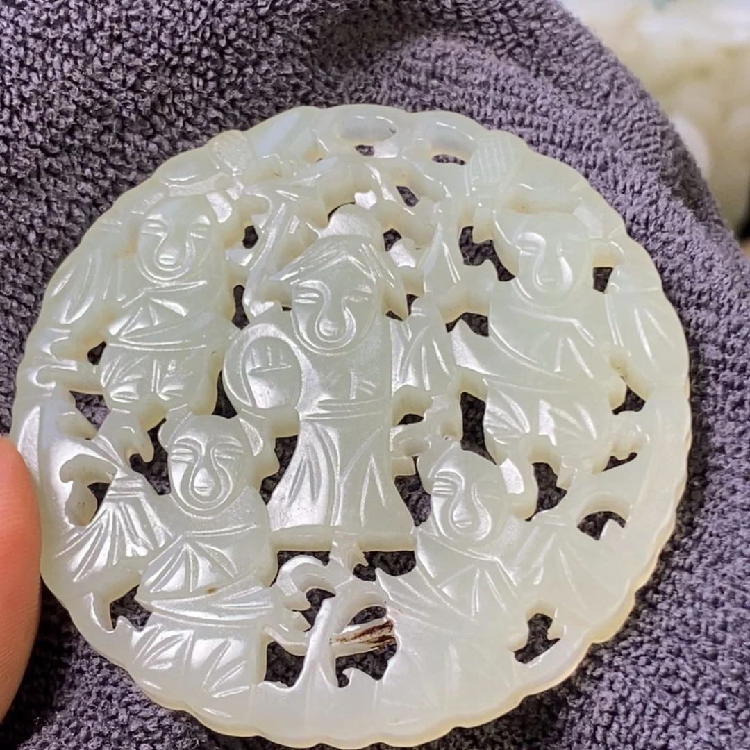 颈饰未镶嵌和田玉画*