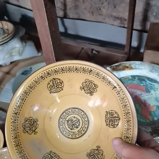 瓷器微瑕不退不换