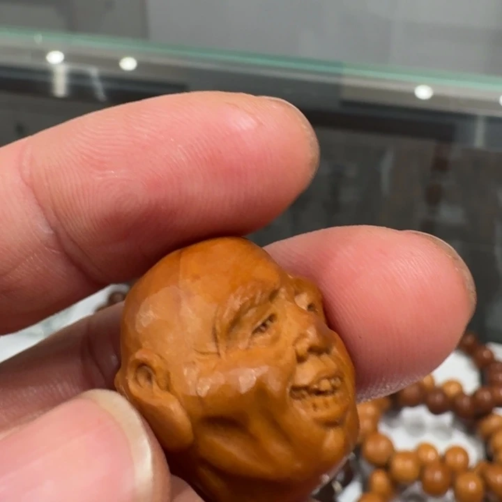 橄榄核吊坠不*气单件作品