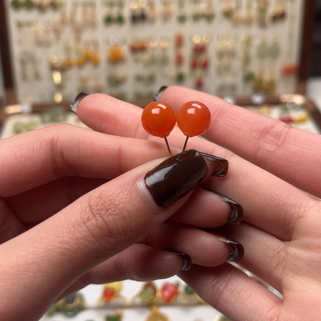 和田玉未镶嵌耳饰