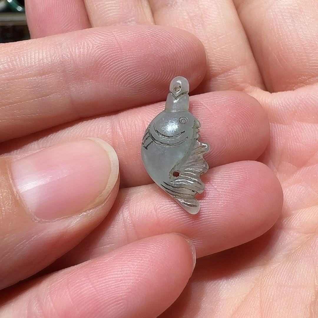 翡翠未镶嵌颈饰小*.