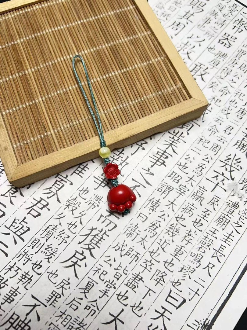 含辰砂工艺品-489朱砂【小猫抓】手机挂 拍一发一多样