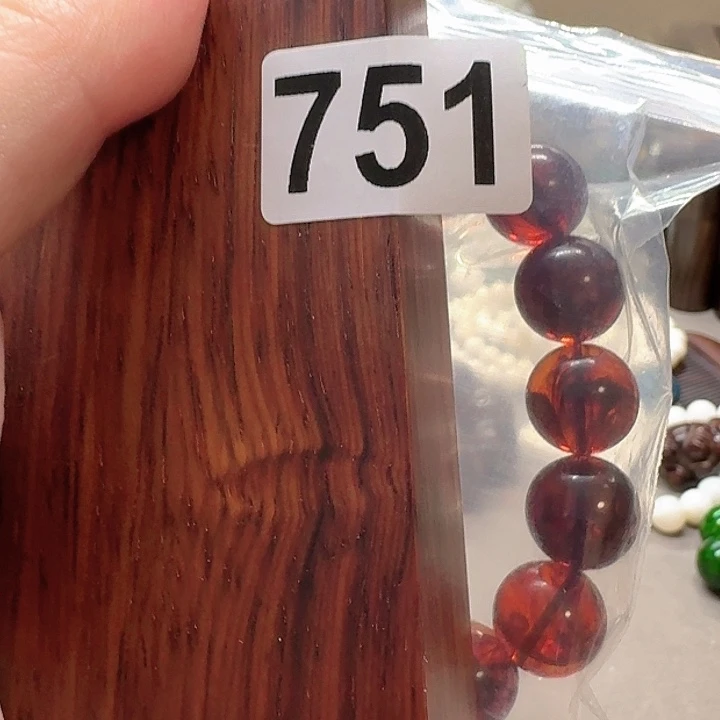 微凹黄檀（南美大红酸枝）