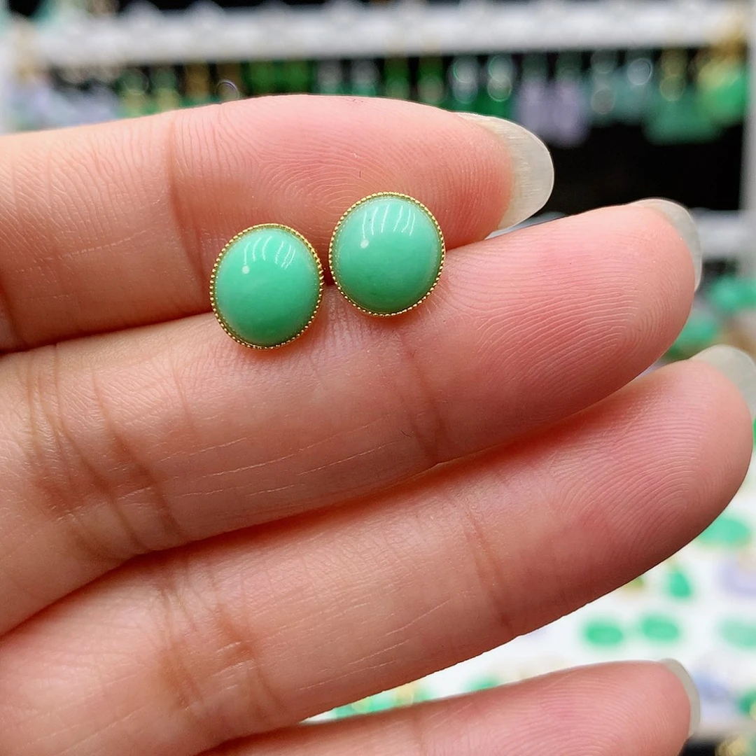 翡翠耳饰18K金镶嵌的
