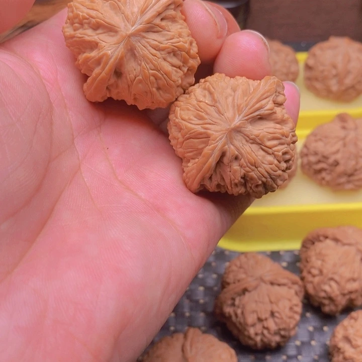 核桃手串/手链磨盘狮子头39尺