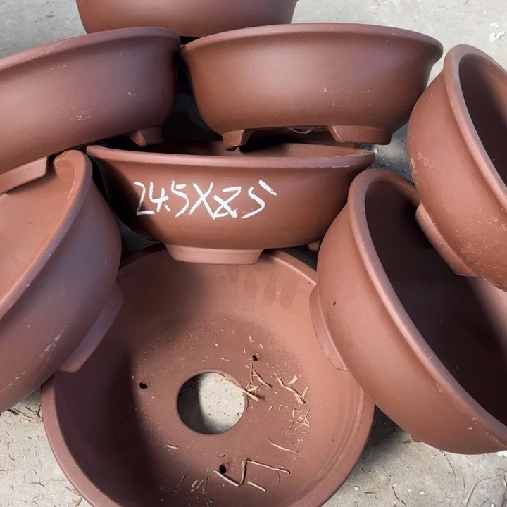 花盆紫砂100-8。       24.5-8.5