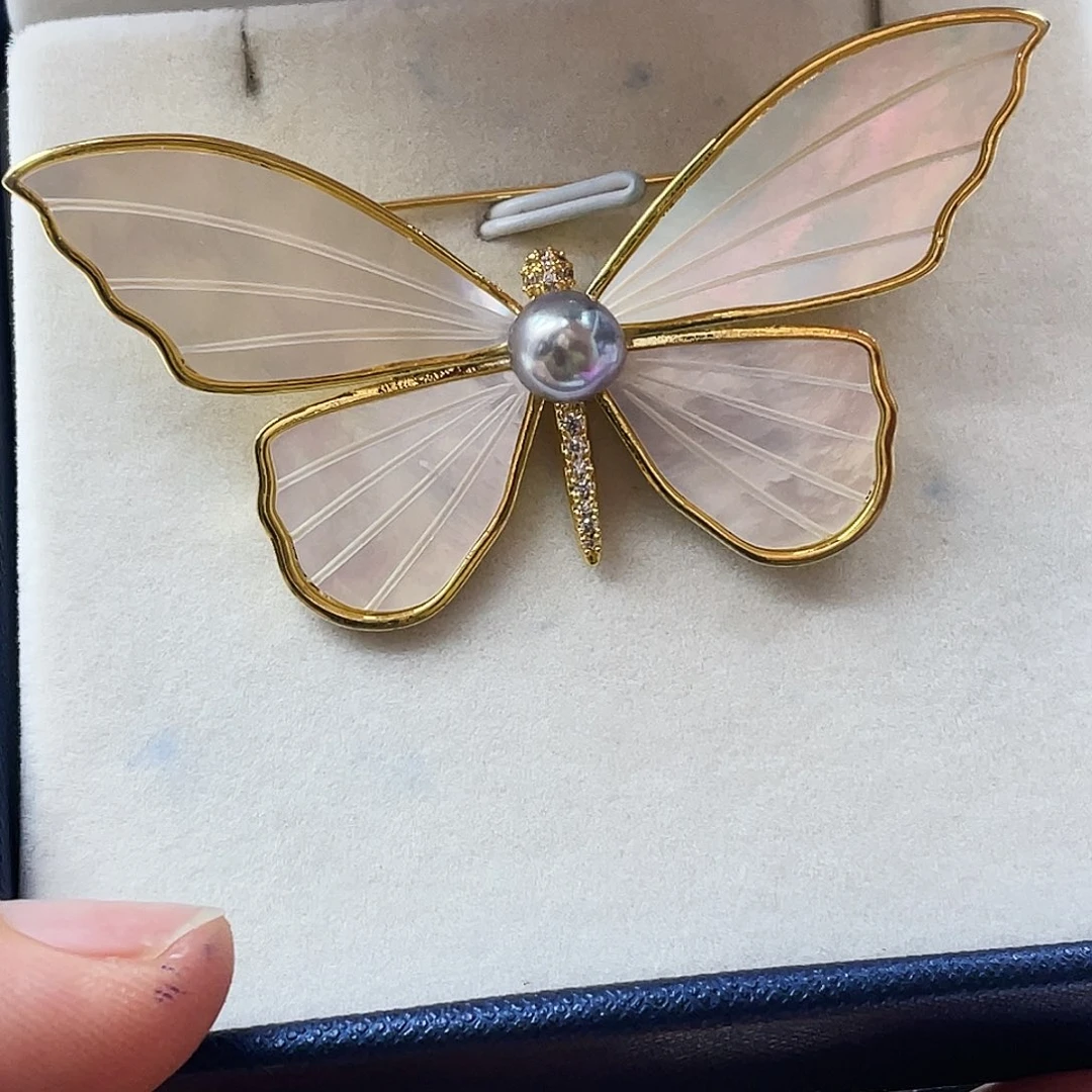 海水珍珠胸饰合金