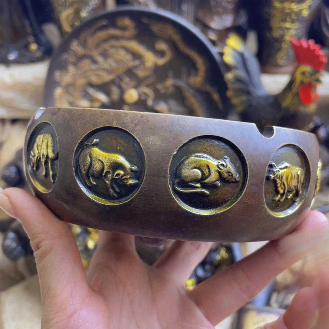 原矿风磨铜烟灰缸  。