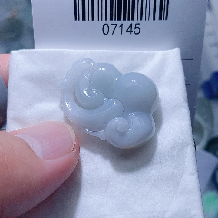 翡翠未镶嵌颈饰天光墟翡翠市场现金代购
