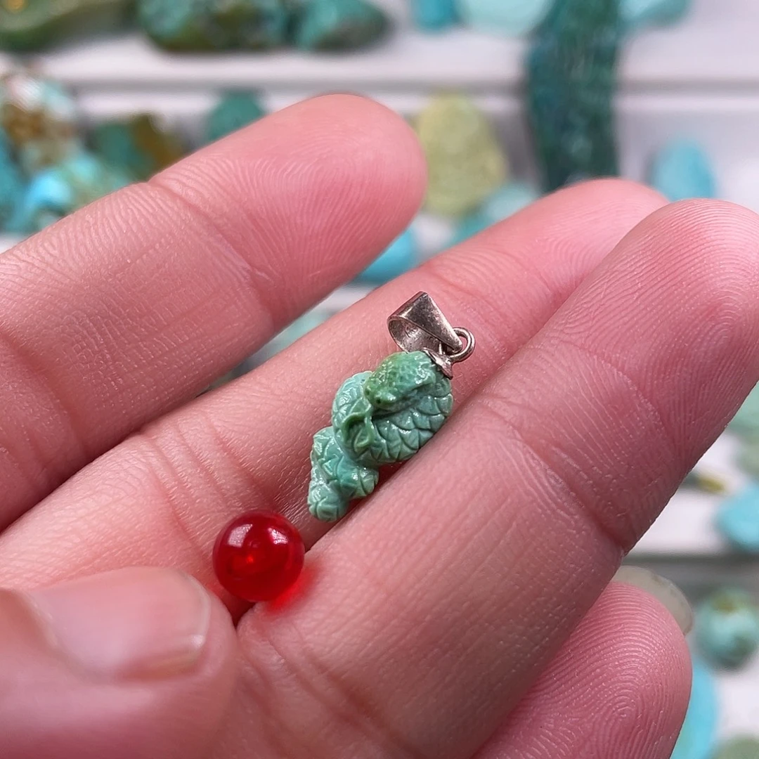 南红玛瑙未镶嵌颈饰