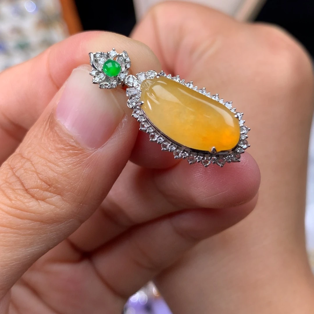 翡翠18K金镶嵌吊坠(不含链)K****N