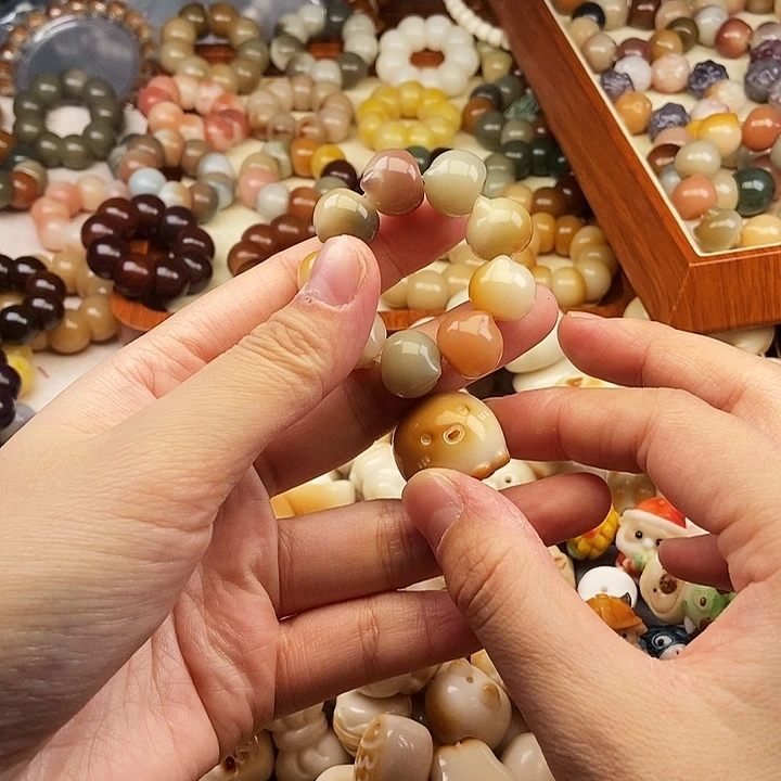 陈***饭菩提根/象牙果吊坠5