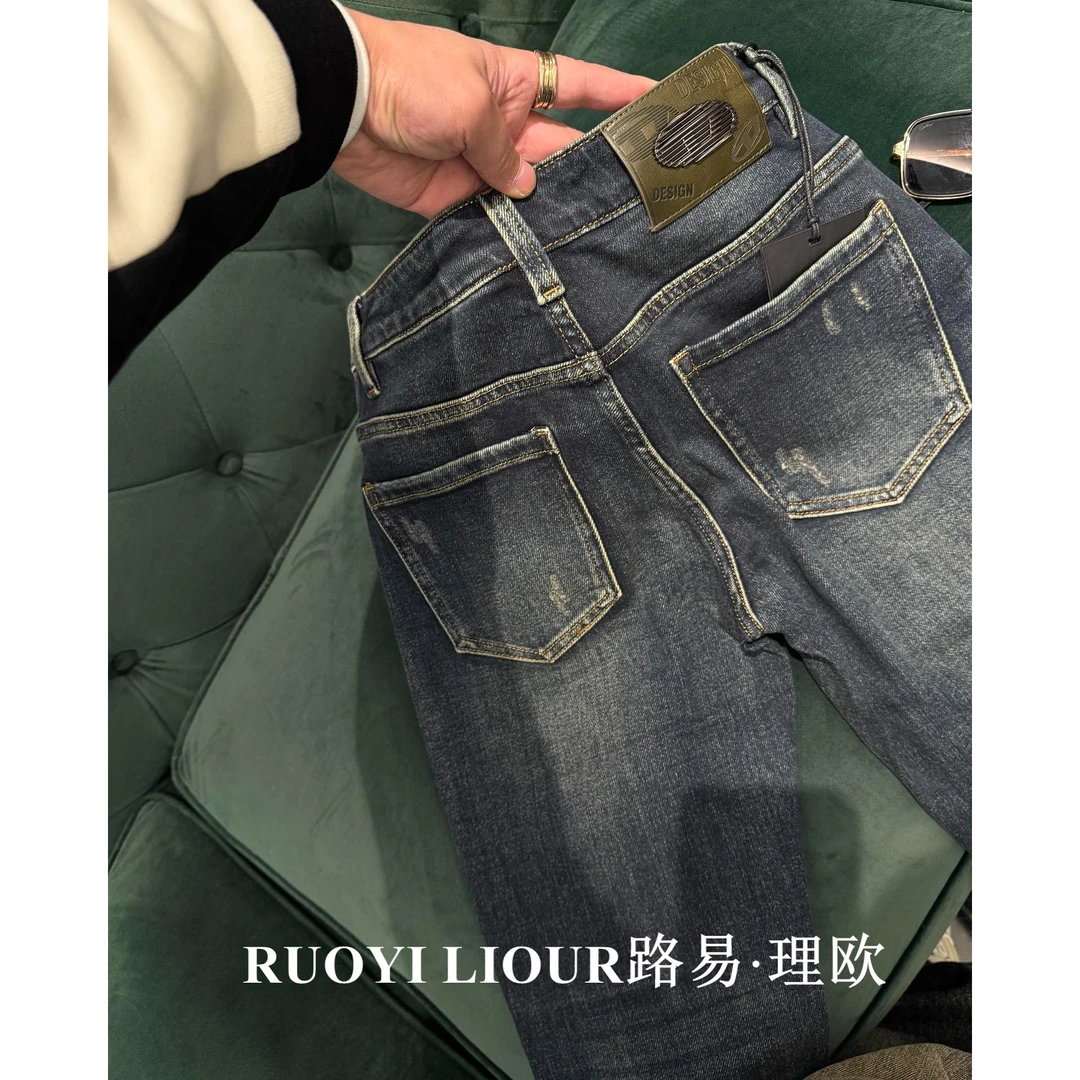 【路易理欧】欧货时尚潮流街头纯色休闲百搭男士牛仔裤8177