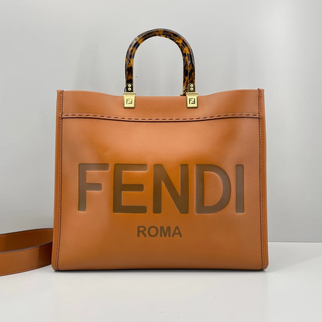 95新 FENDI/芬迪 优选/阳光棕色中号托特包/35x30x15/Z10015