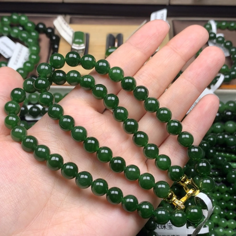 【闪购商品】颈饰未镶嵌和田玉（碧玉）在****人