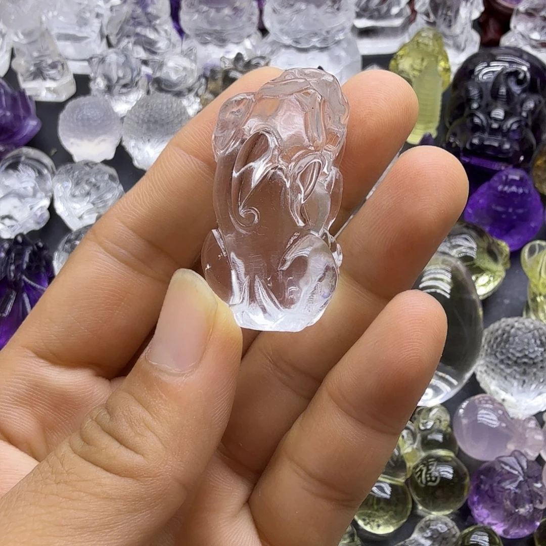 未镶嵌吊坠(赠链)水晶