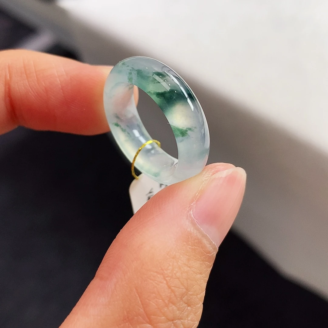 呸***～翡翠未镶嵌戒指9号