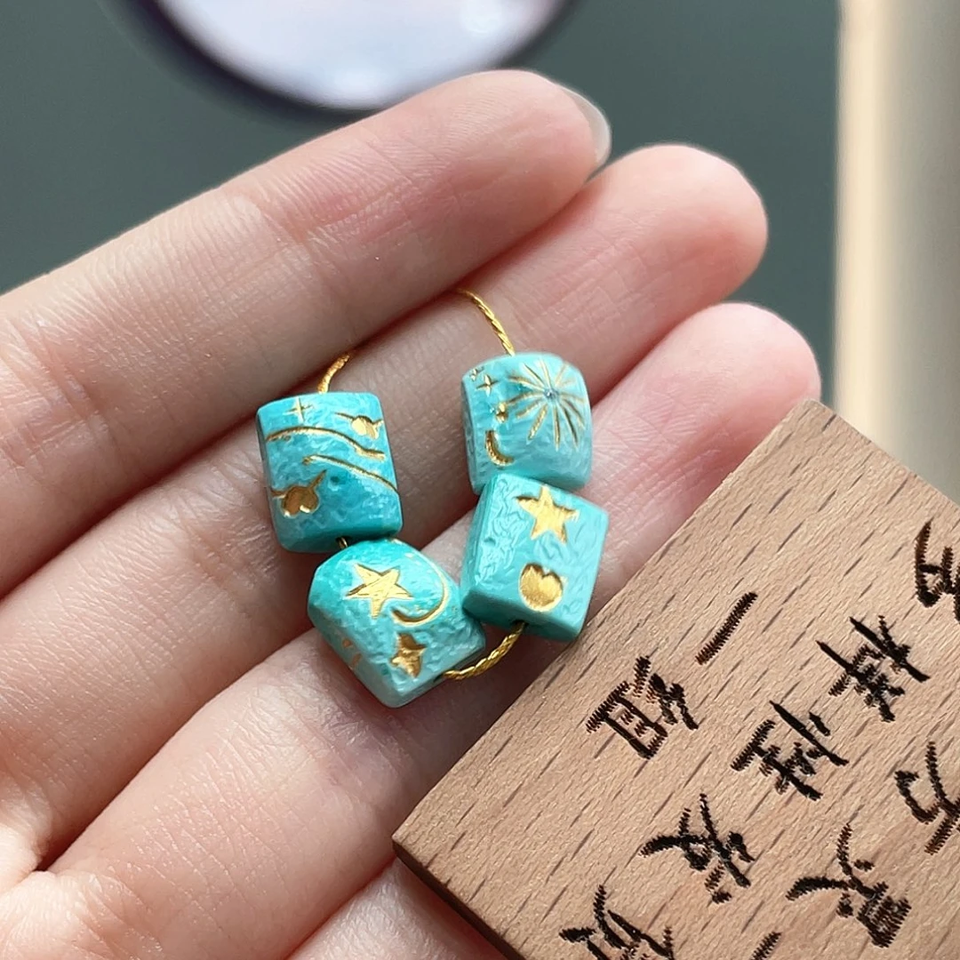 未镶嵌绿松石颈饰
