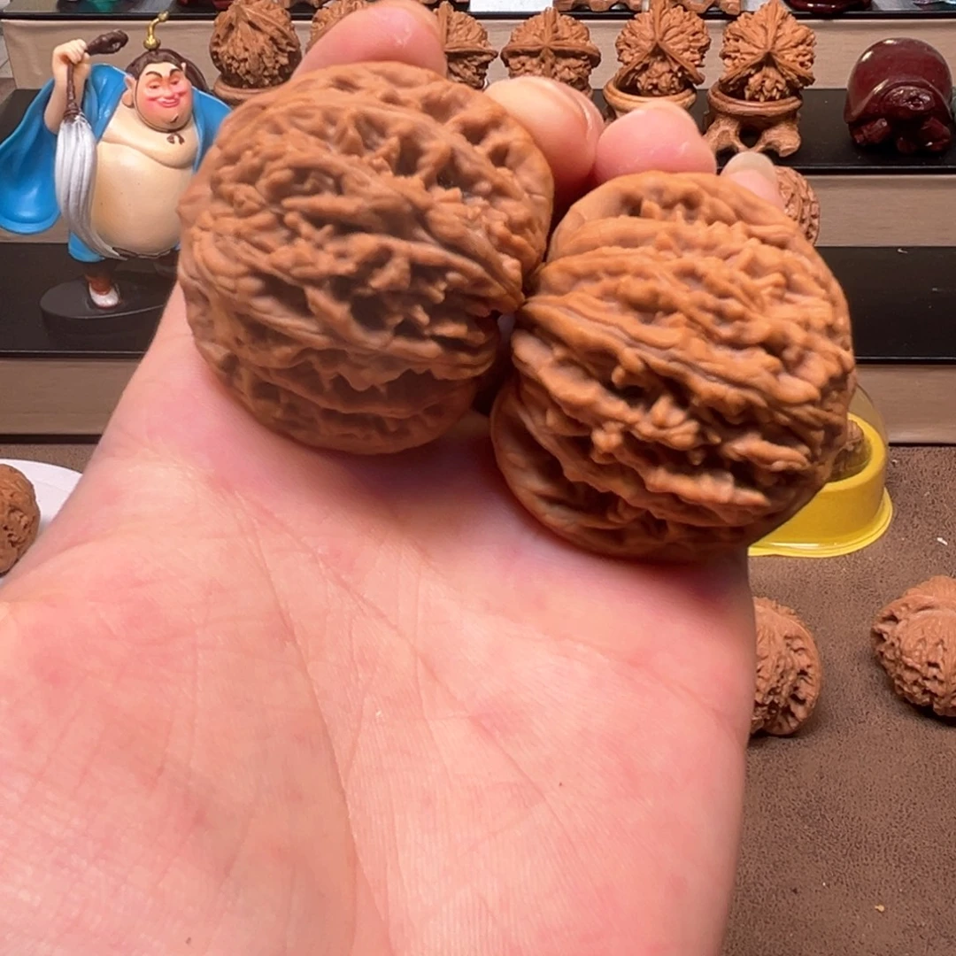 桃核把件42全品四座楼