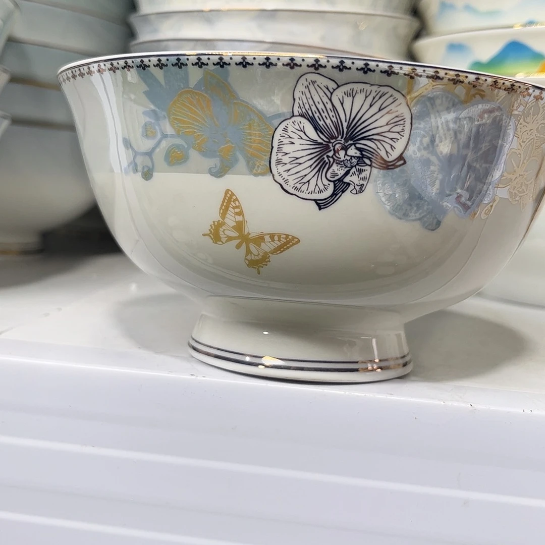 瓷片蝴蝶六寸面碗四个