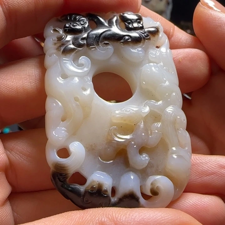 未镶嵌和田玉挂件