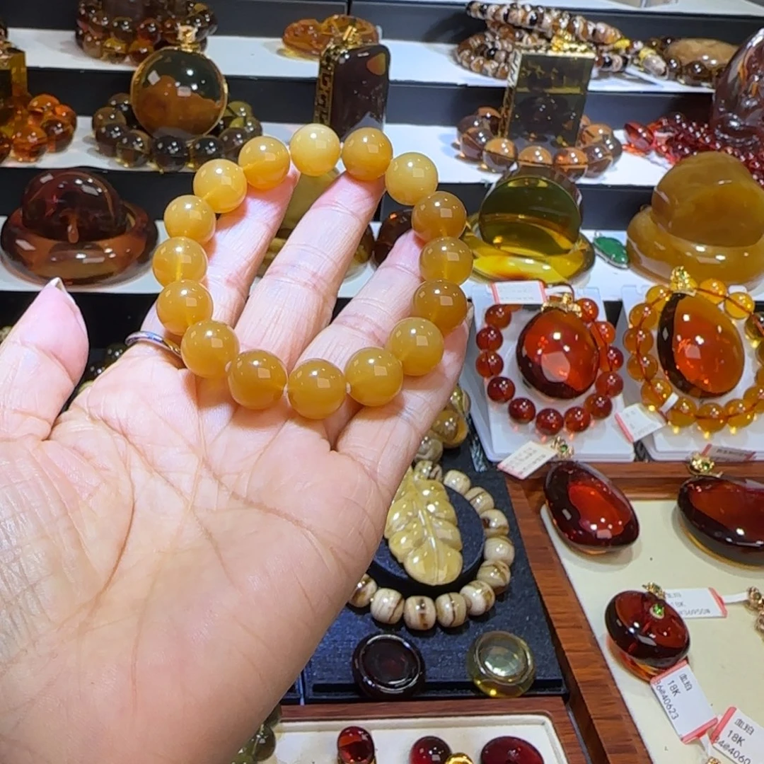 青***青琥珀未镶嵌耳坠缅甸琥珀蜜蜡手串