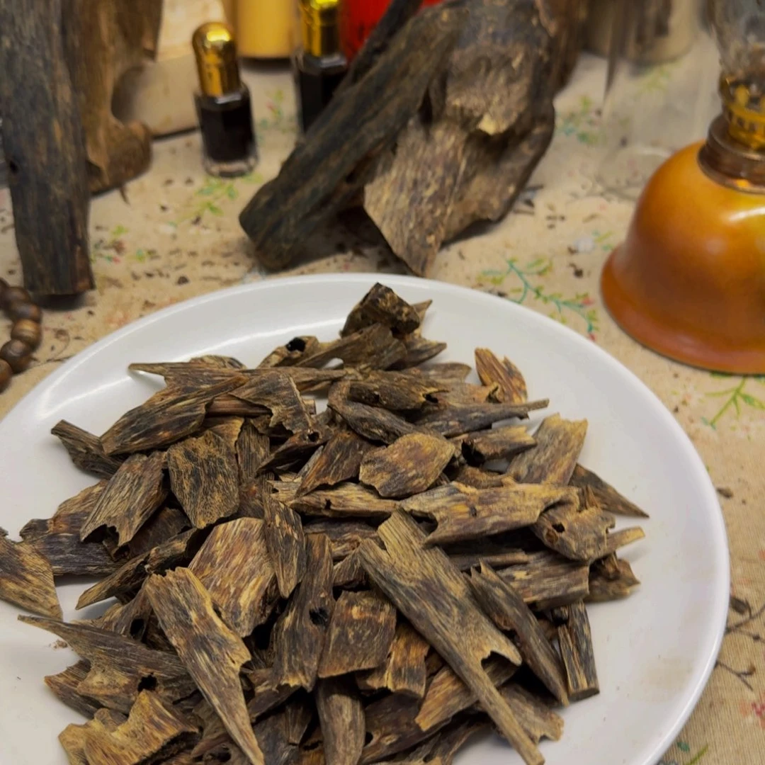 沉香碎屑沉香棋楠沉香红油块料100克