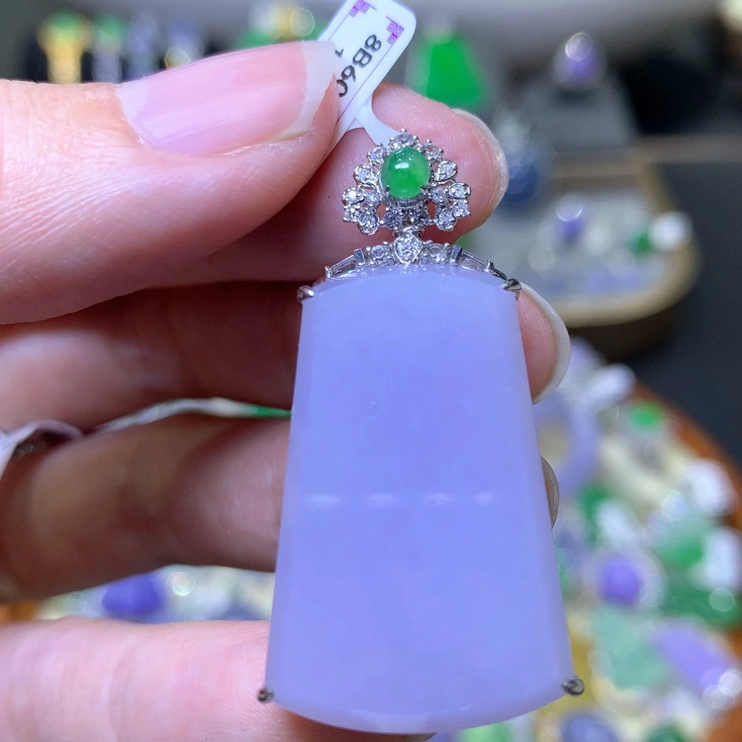 【闪购商品】翡翠颈饰18K金镶嵌翡翠吊坠项链