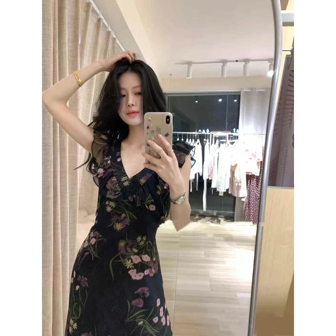 夏季新款荷叶领设计感度假风碎花连衣裙女海边中长款气质显瘦裙子