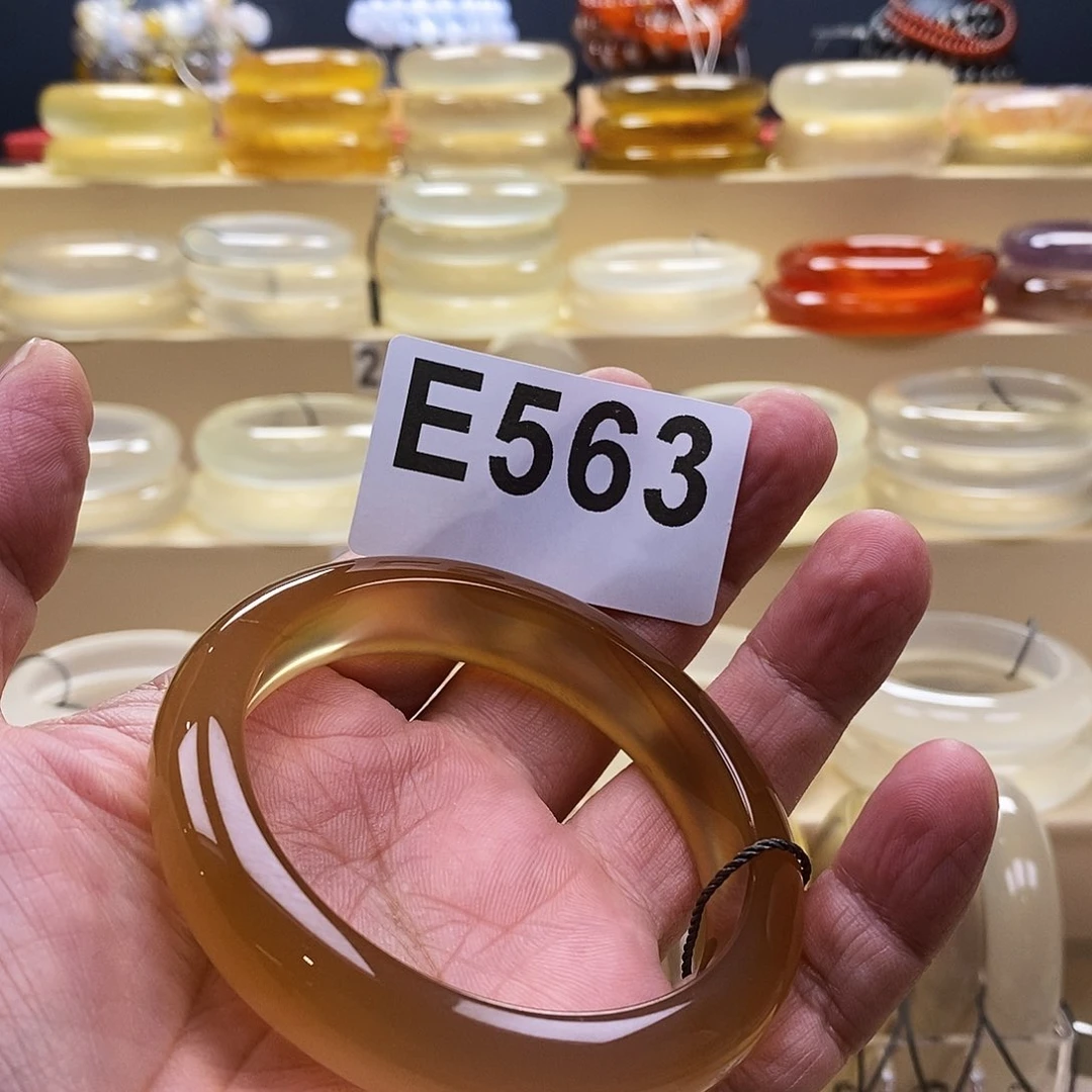 玛瑙/玉髓手镯未镶嵌孤*、