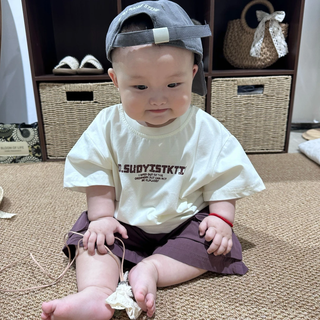 儿童休闲宽松短袖T恤短裤夏季男宝小童简约时尚短袖裤子套装