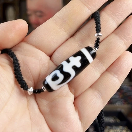 玛瑙/玉髓颈饰合金