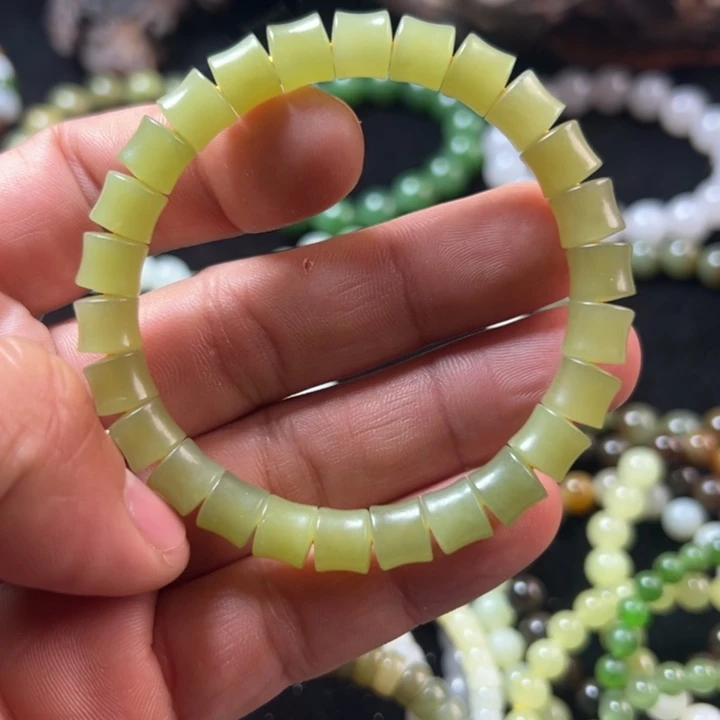 和田玉（糖玉）未镶嵌手链