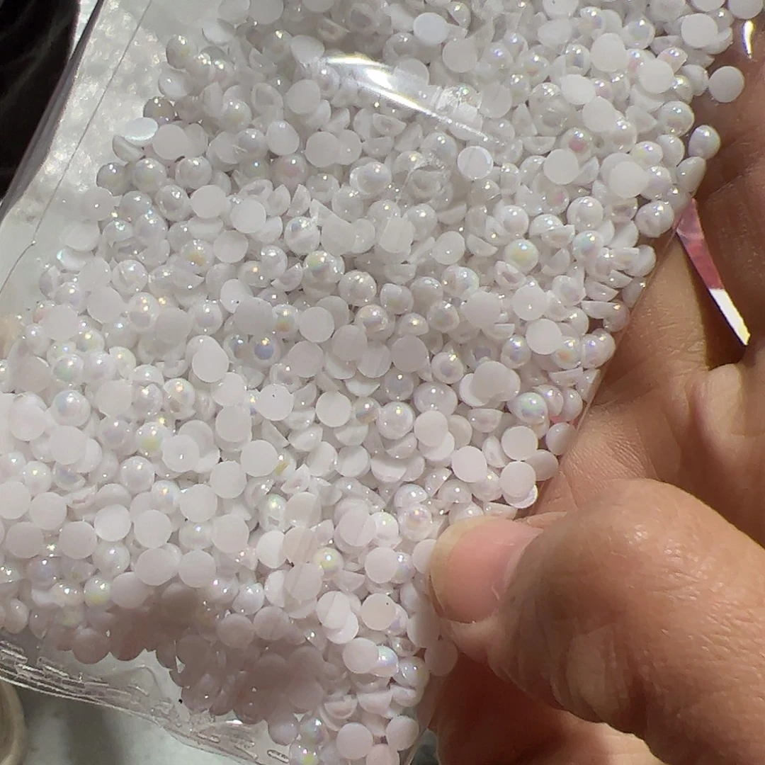 卡4白色半珠2000个清货