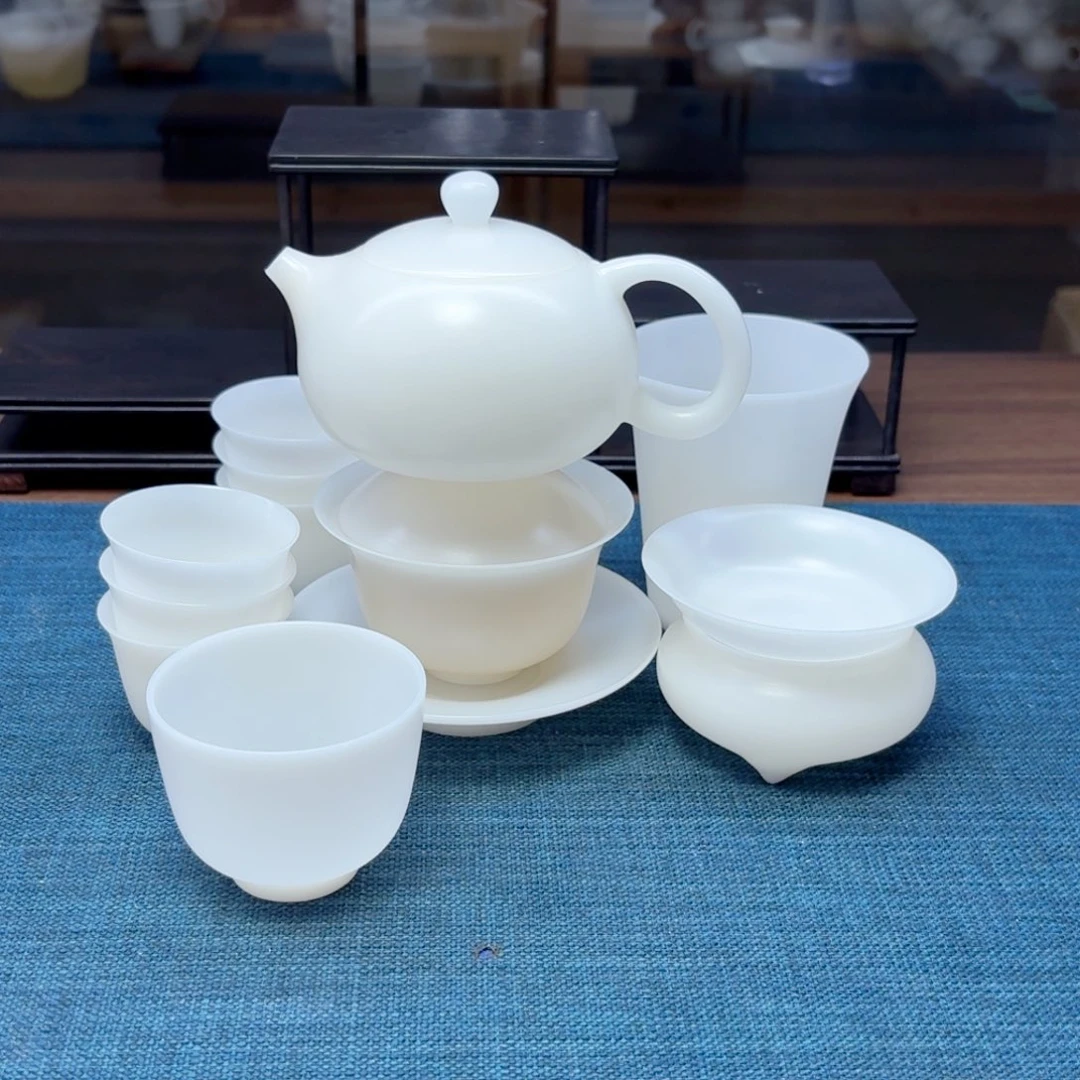 素烧薄胎璞玉冰种