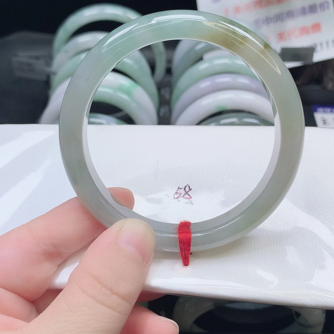 翡翠未镶嵌手镯57