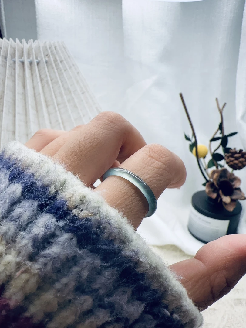 天然A货翡翠蓝水小细条