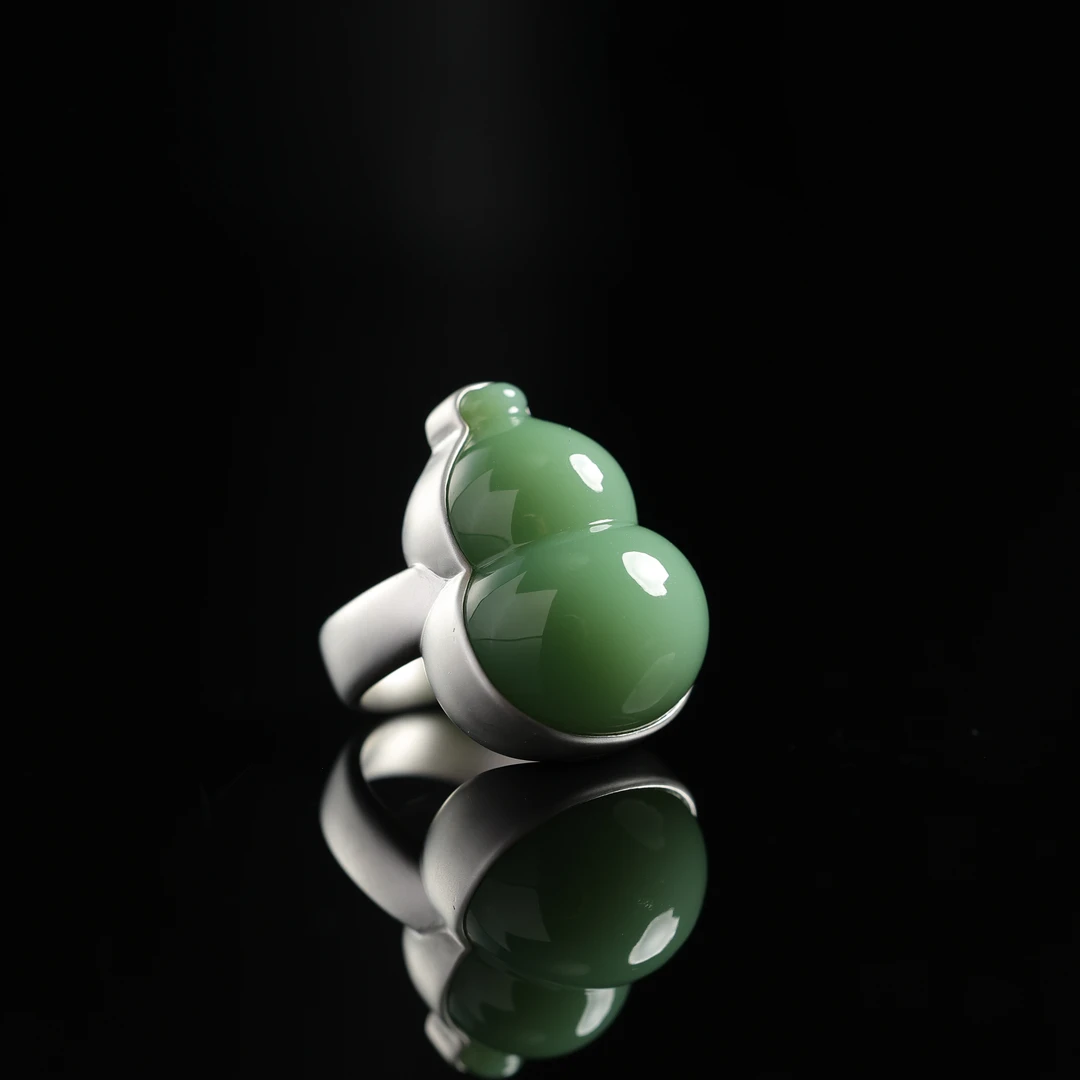 本真 | 创世 | 严选精品和田玉高色粉青大葫芦银饰戒指（备注圈口）