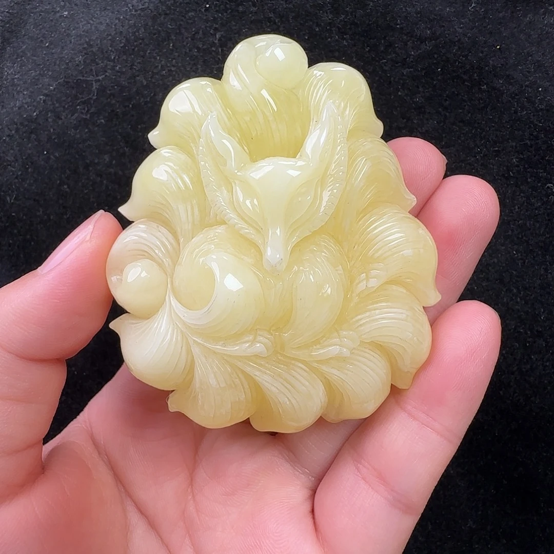 蜜蜡未镶嵌珠宝奇石