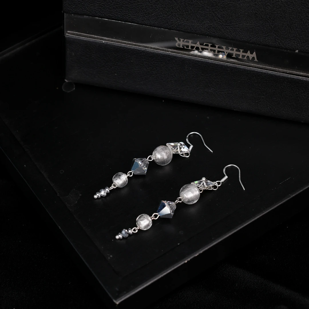 合金耳饰 LZ3816-1白色银箔方块施华洛流苏耳环