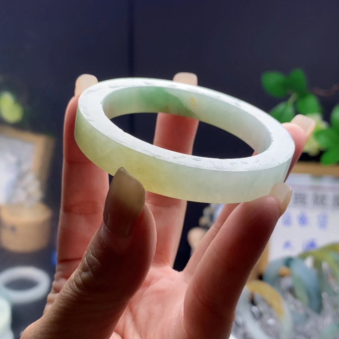 定制翡翠未镶嵌翡翠手镯52_53