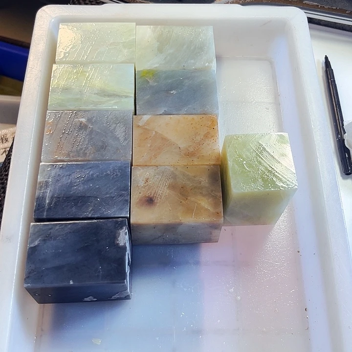 青田石印石木*今天我也没睡的那么