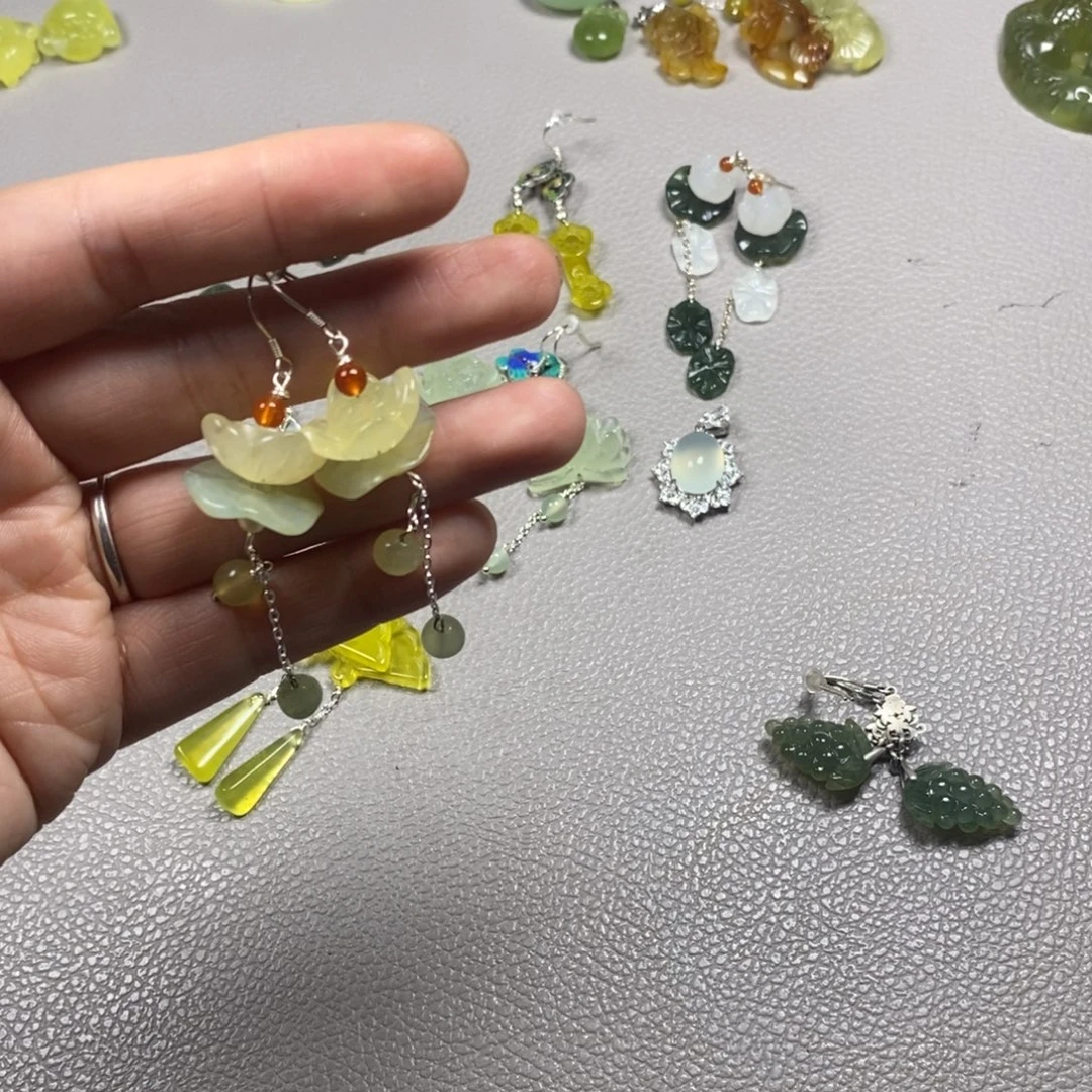 蛇纹石玉未镶嵌挂件耳饰耳环项链