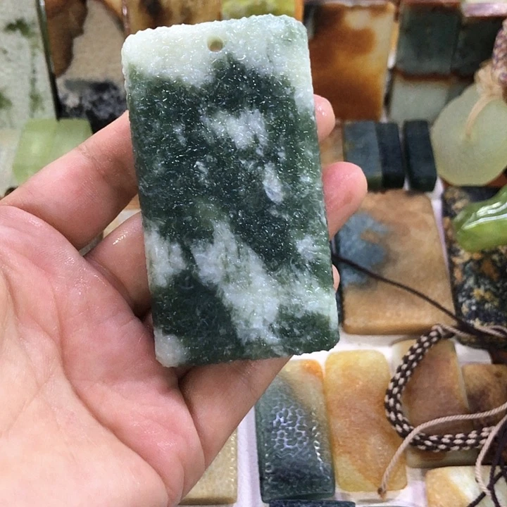 蛇纹石玉未镶嵌吊坠好**7