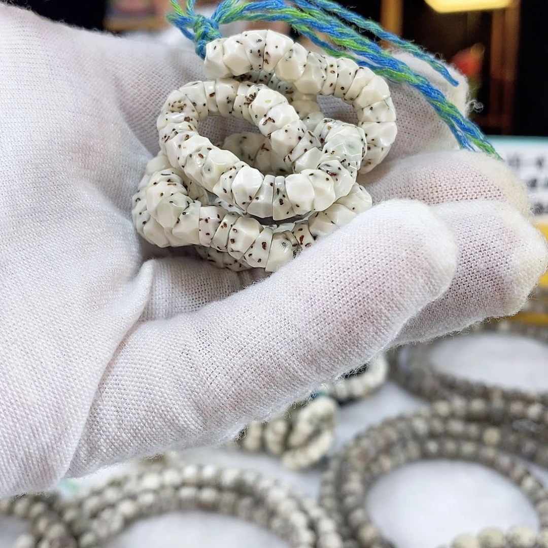 星月菩提手串A**.星月菩提雕刻手串