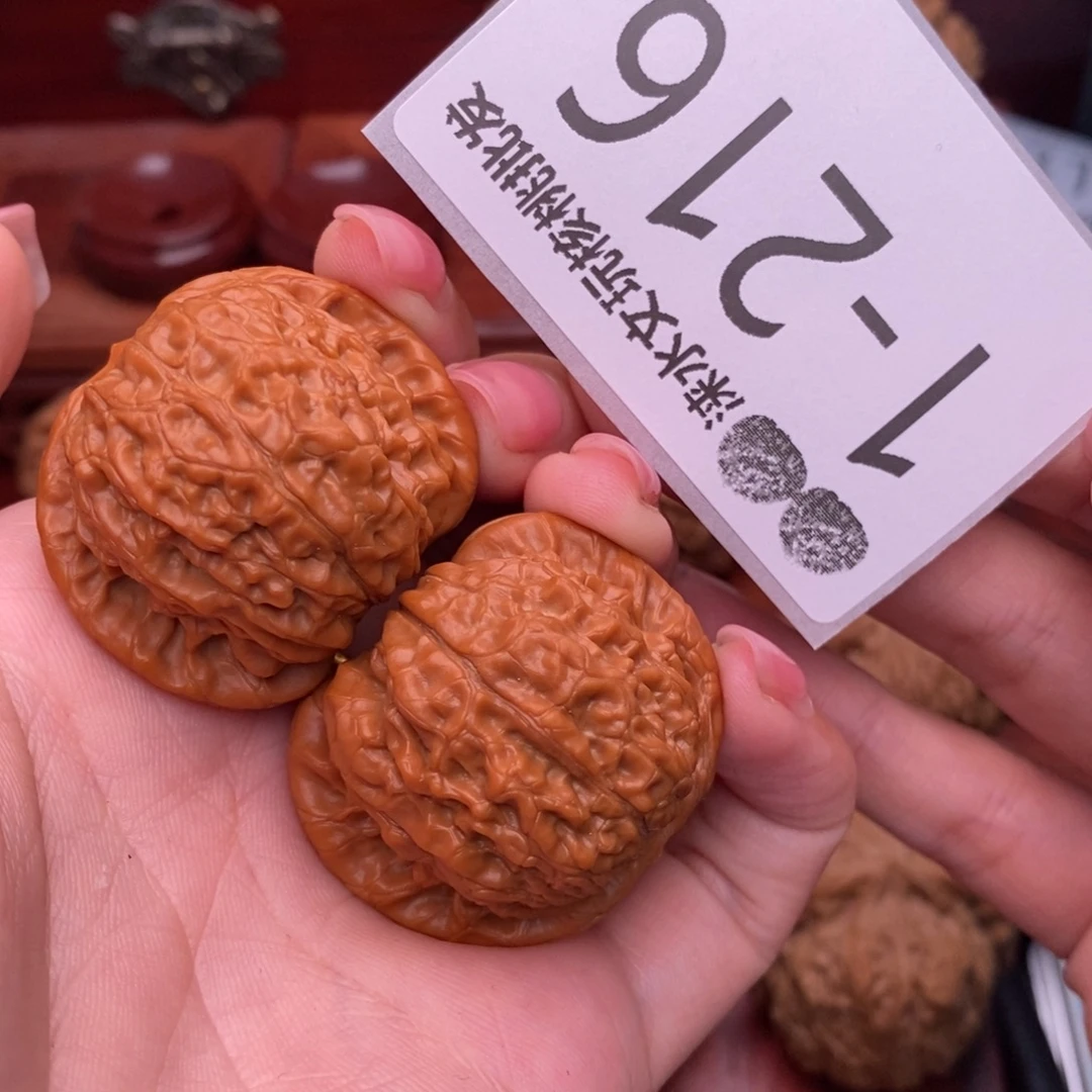 ʘ***？把件文玩核桃37血麒麟
