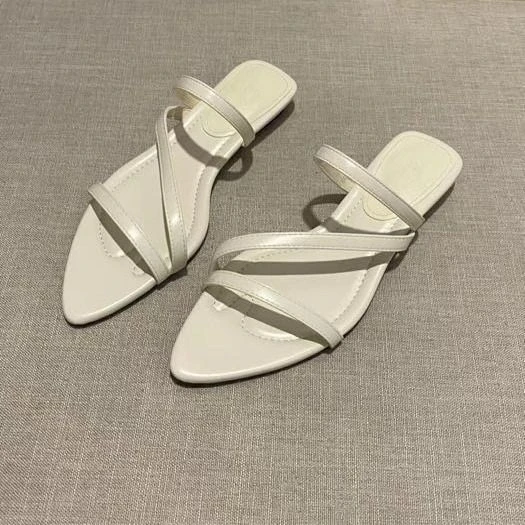 新款时尚尖头拖鞋1031