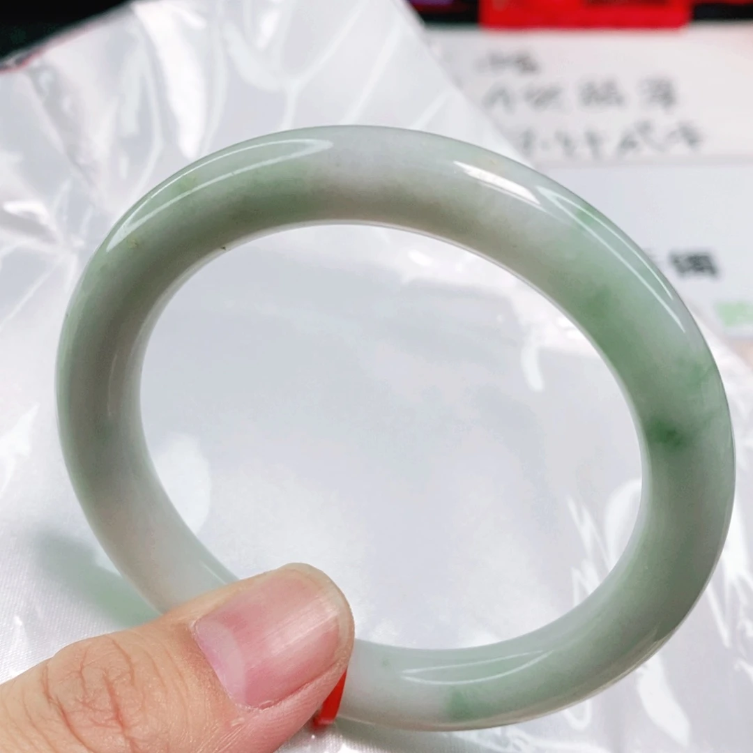 未镶嵌手镯翡翠54.8圈口圆条完整